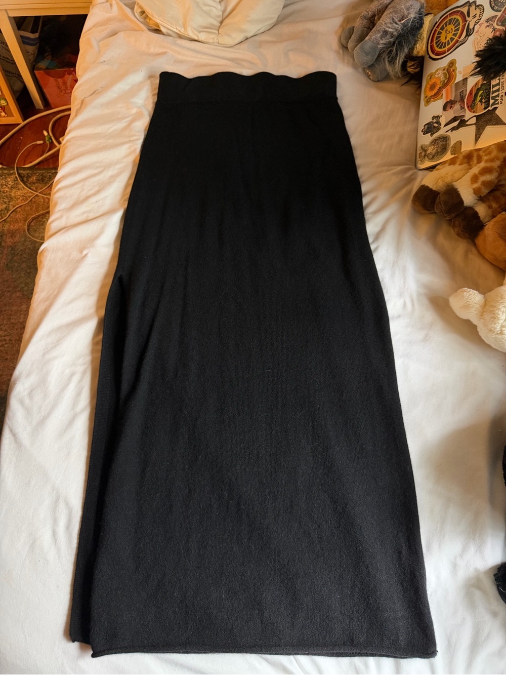 Cynthia rowley 100% cashmere black side slit elegant workwear preppy maxi skirt